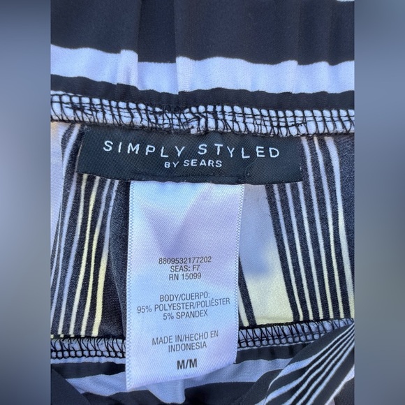 Simply Styled Black & White Striped Wide Leg Culotte Stretch Pants M - Picture 4 of 5